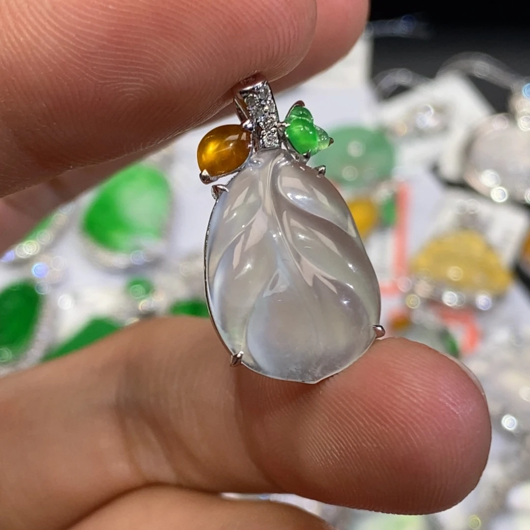 翡翠18K金镶嵌吊坠(不含链)高冰叶子