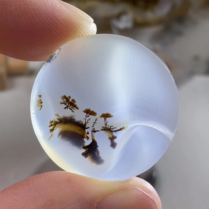 水***社玛瑙/玉髓未镶嵌珠宝奇石