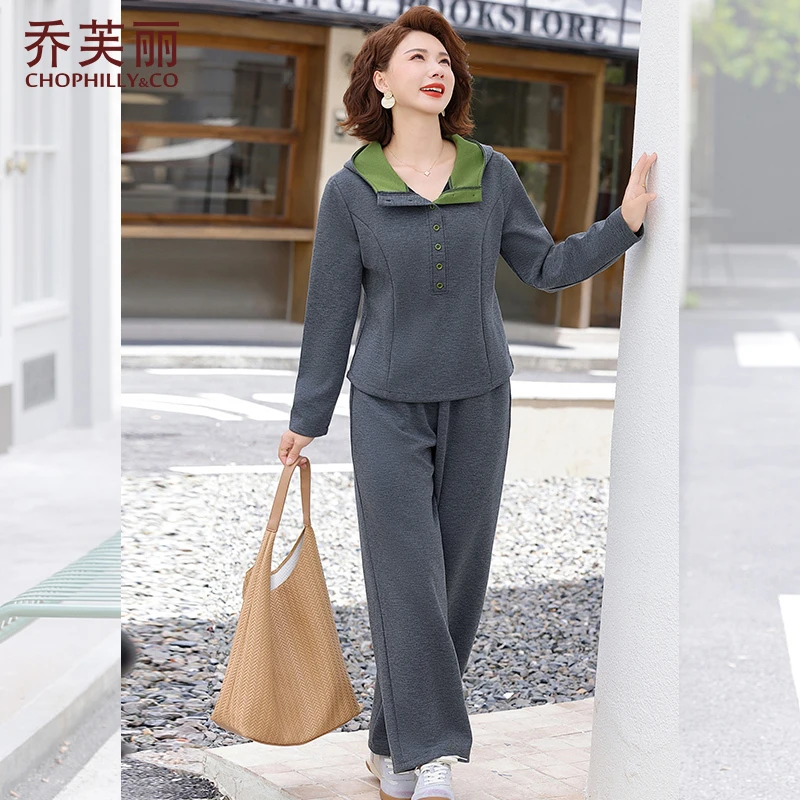 妈妈秋装休闲运动服套装2025新款中老年长袖卫衣女春秋洋气连件套