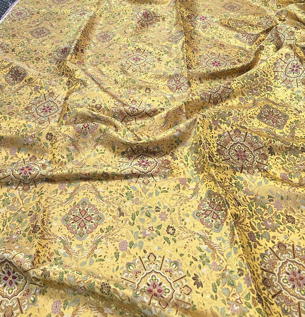 《三马金凤凰八达晕》140门幅织金款宋锦面料