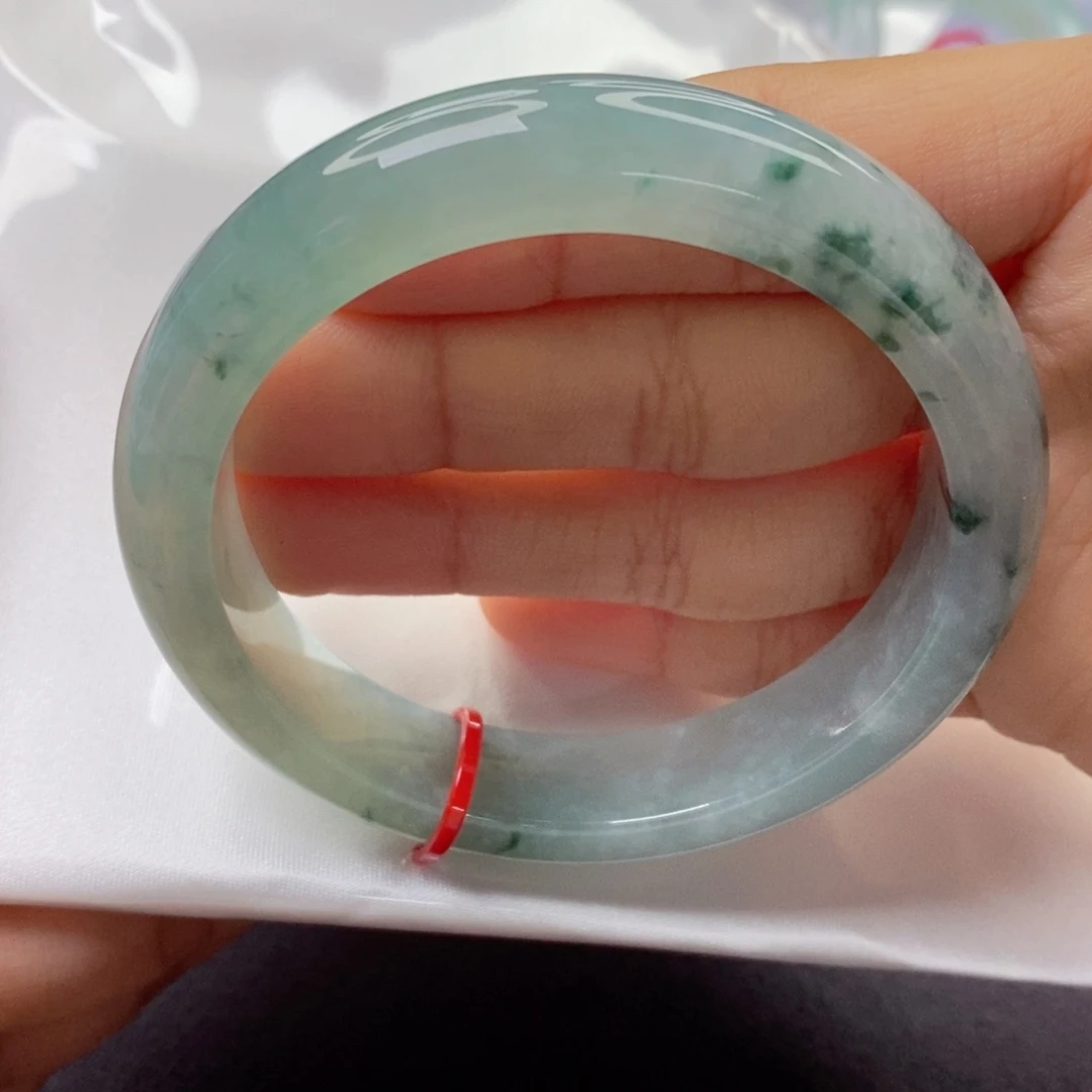 翡翠手镯未镶嵌5758正圈