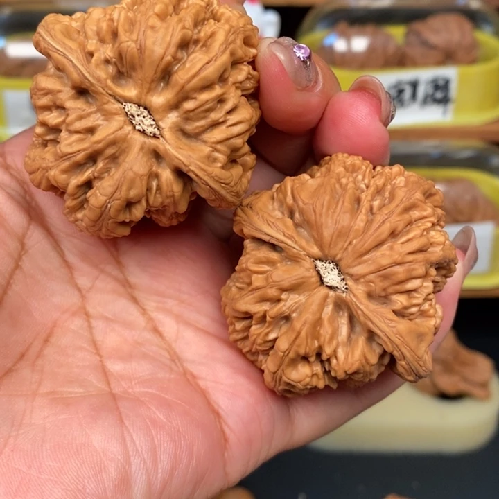 皮***子文玩核桃吊坠48全品粗筋