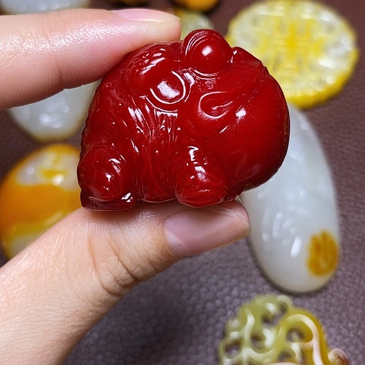 可***乐和田玉未镶嵌颈饰