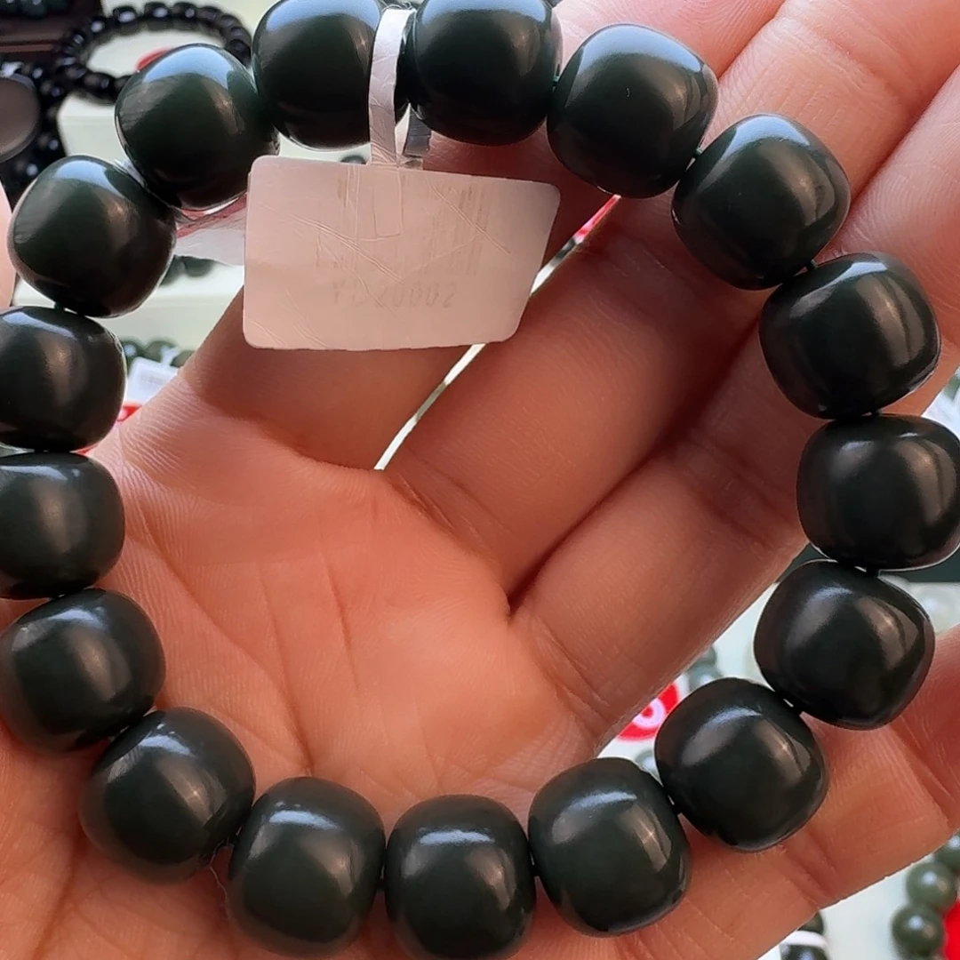 和田玉未镶嵌手串