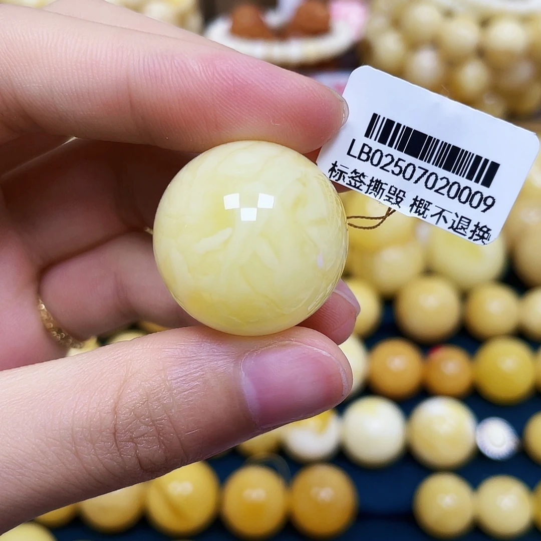 裸石琥珀未镶嵌24.7mm.瑕