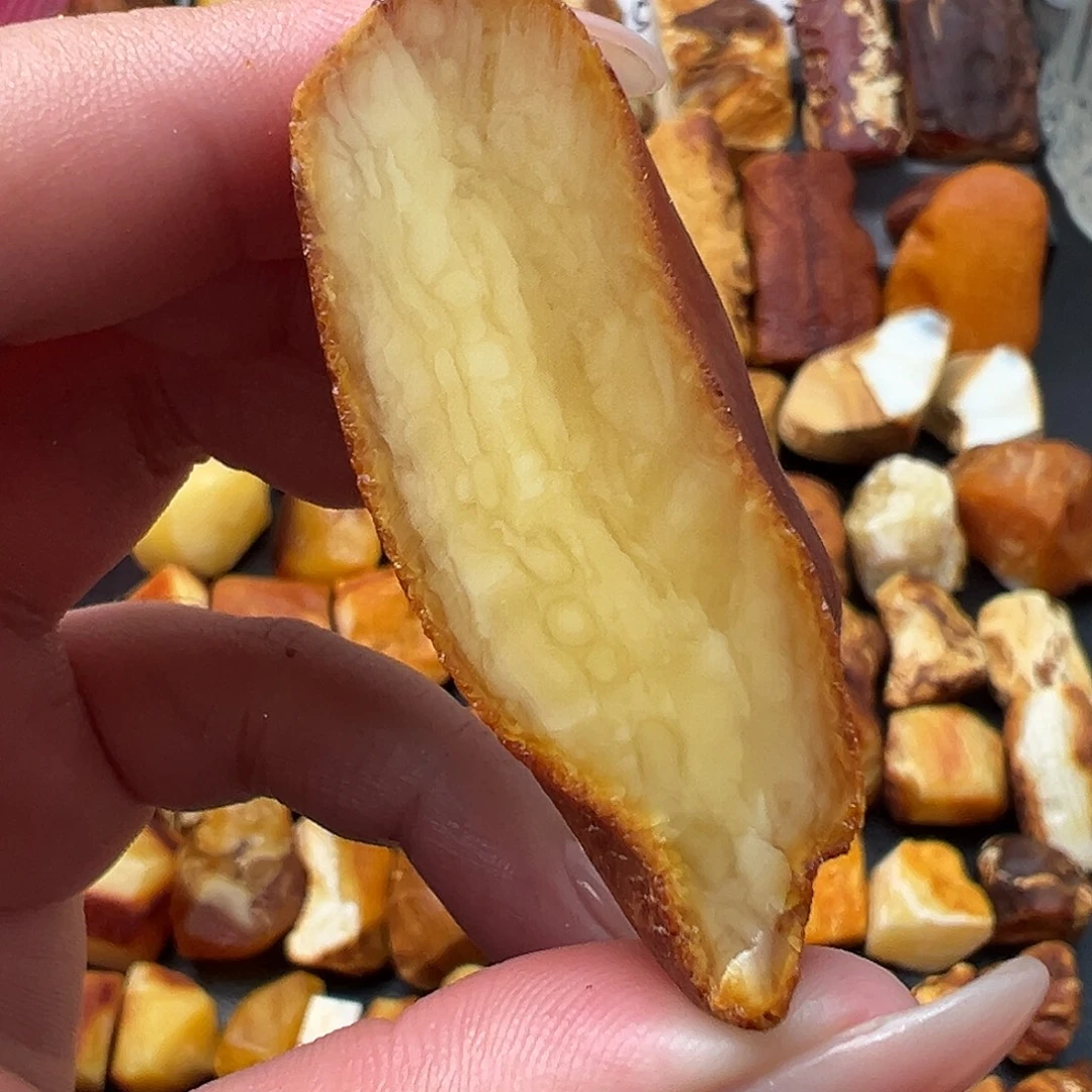 定制琥珀未镶嵌蜜蜡