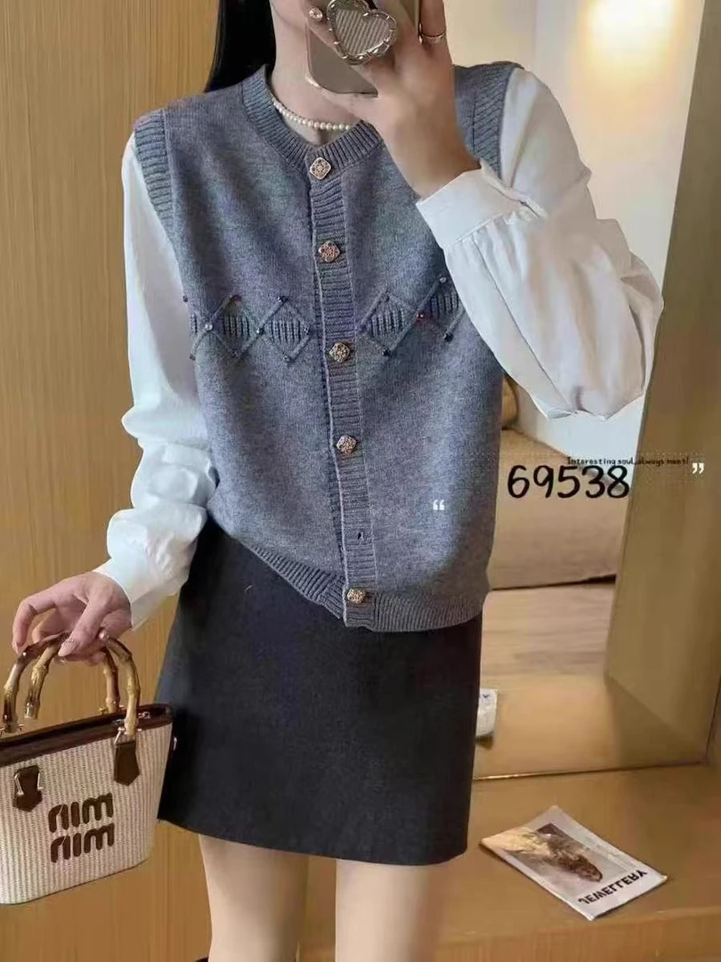 8928假两件 开衫（剪标款）