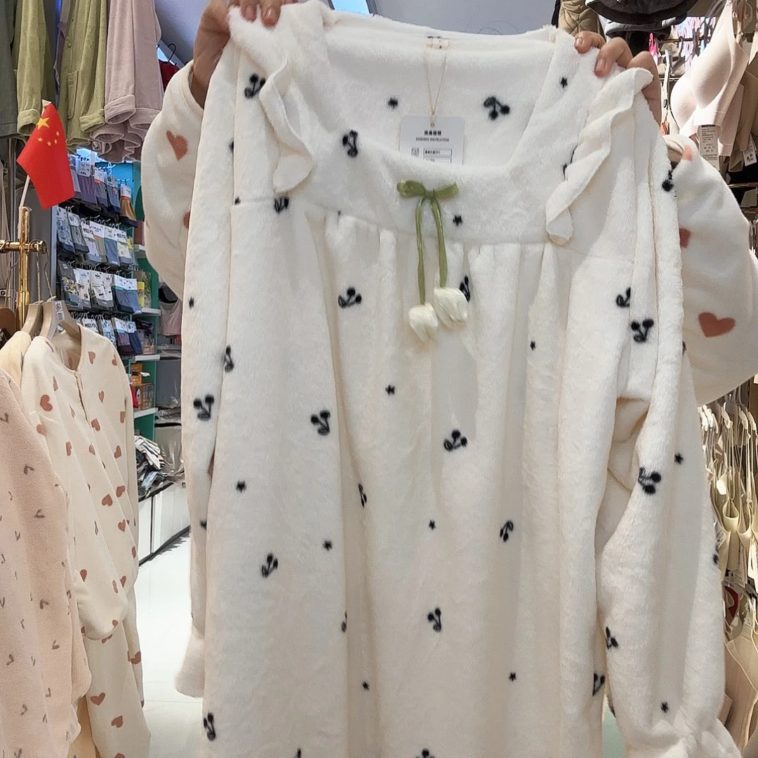 三醋酯纤维黑色樱桃