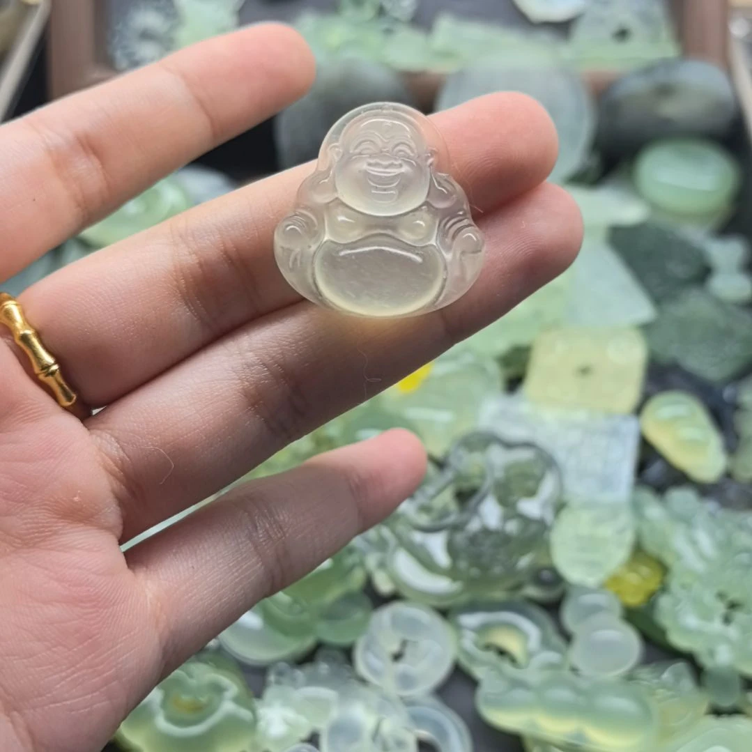 蛇纹石玉合金颈饰