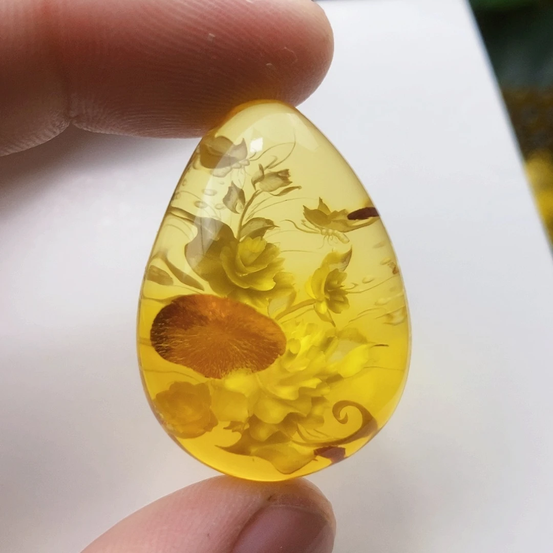 【闪购商品】金珀吊坠(不含链)未镶嵌