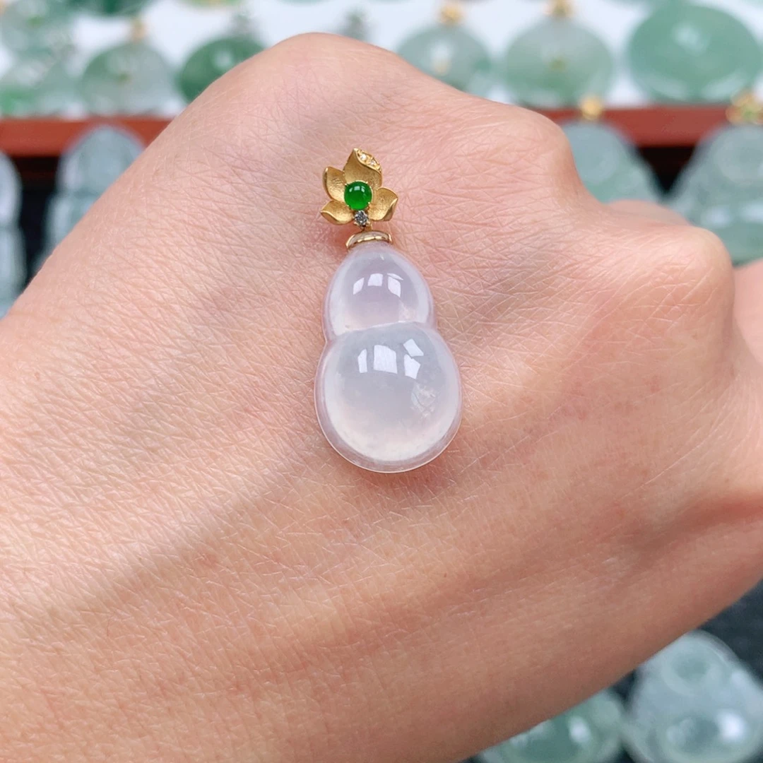 翡翠吊坠(不含链)18K金镶嵌