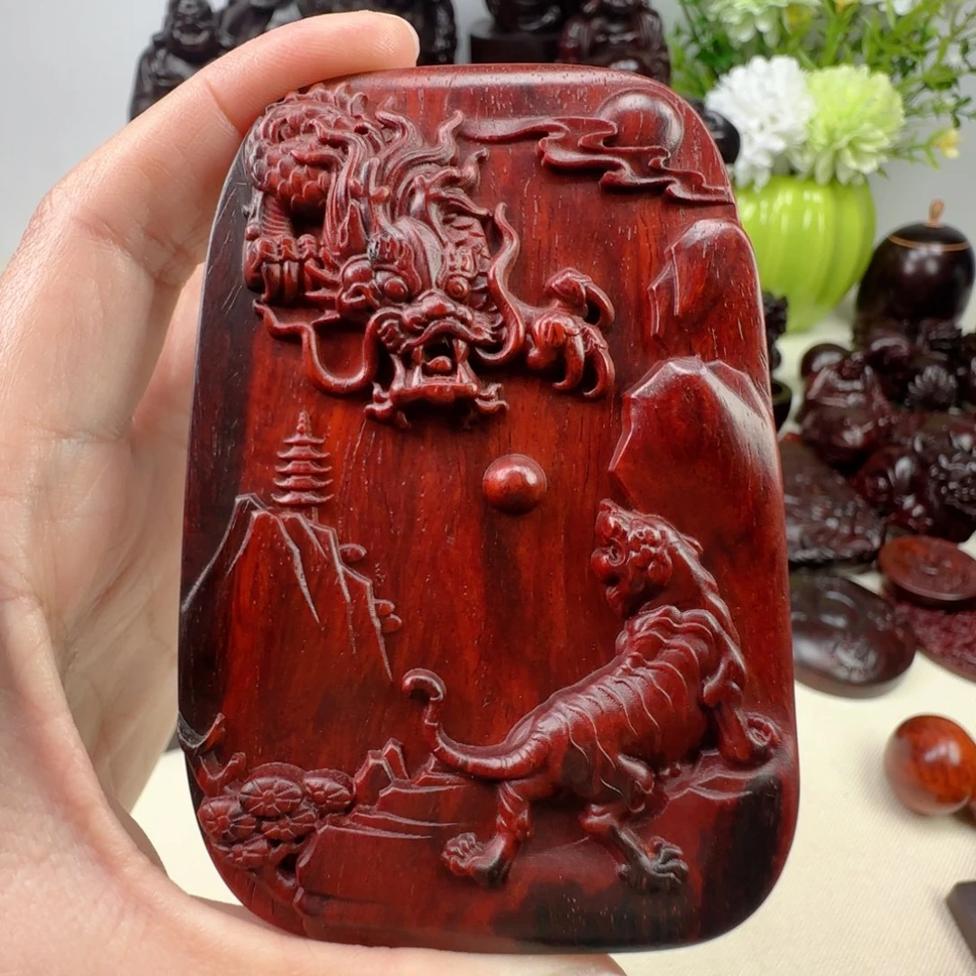 小叶紫檀把件上山虎