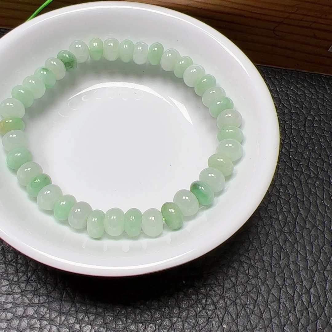 【闪购商品】未镶嵌手链翡翠谁卡4*7