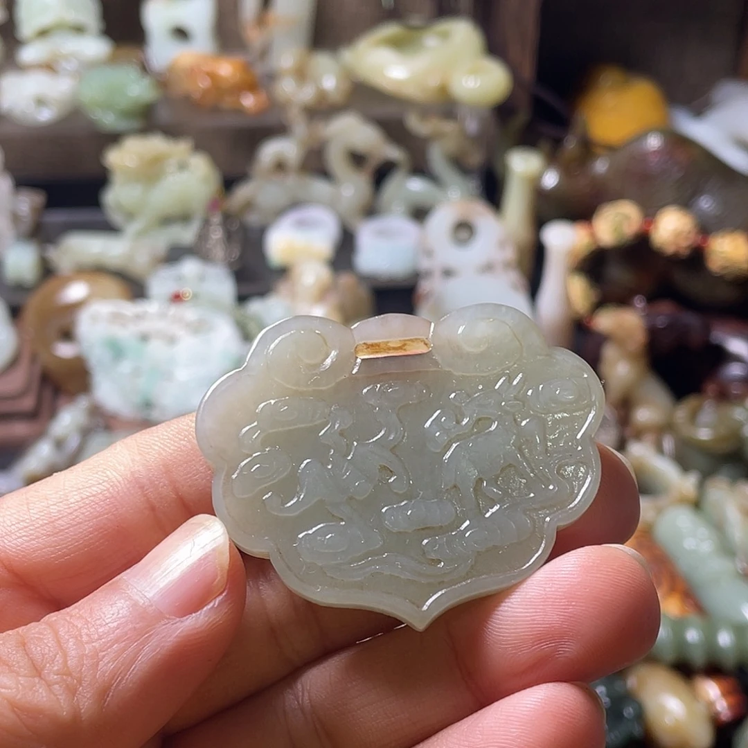 和田玉（糖玉）未镶嵌颈饰