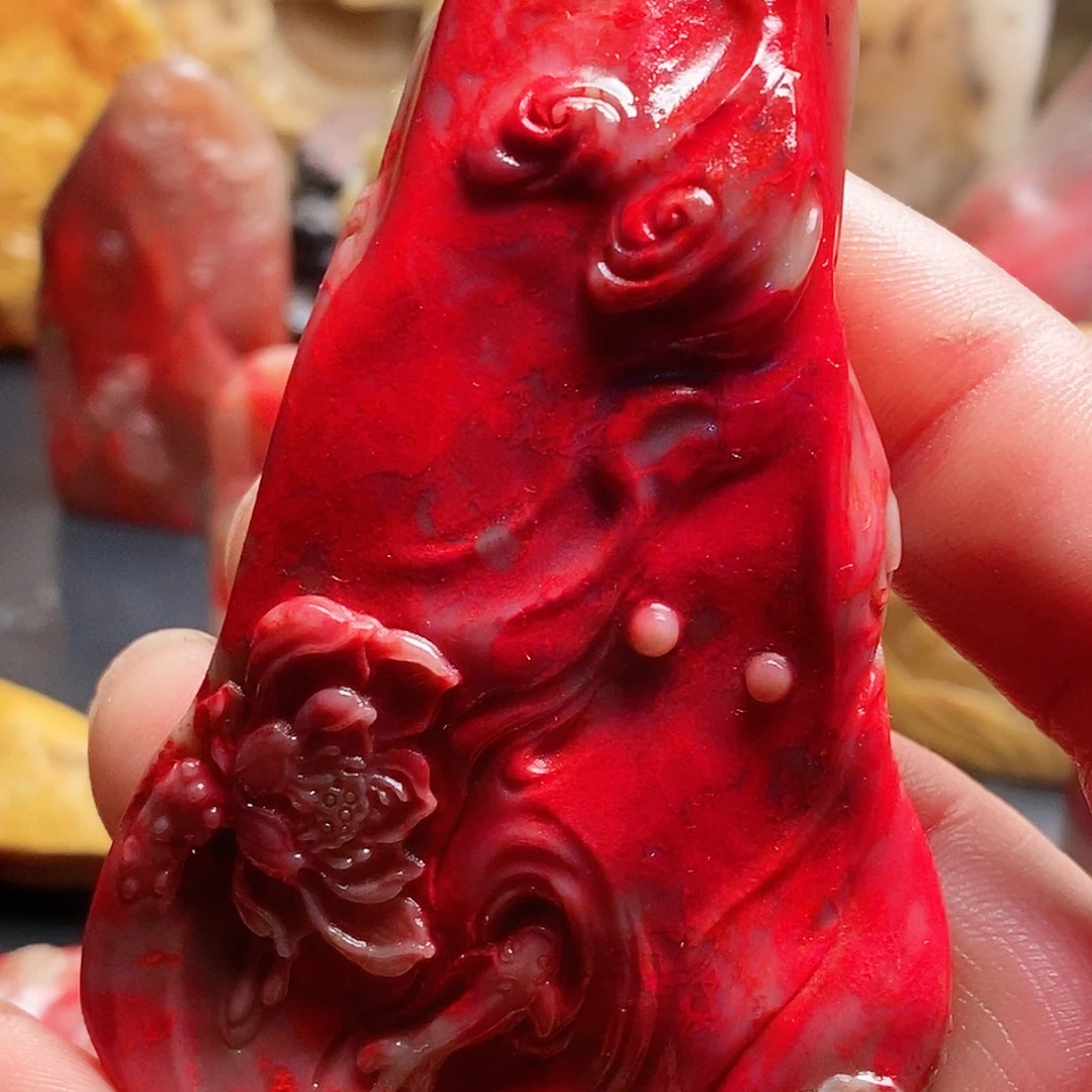 昌化石印石昌化鸡血石手把件