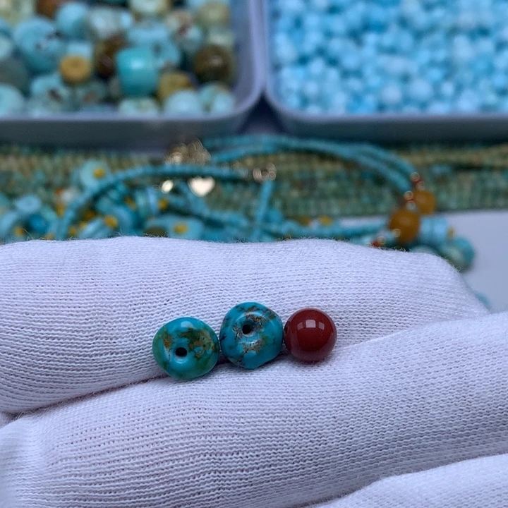 南红玛瑙未镶嵌珠宝奇石