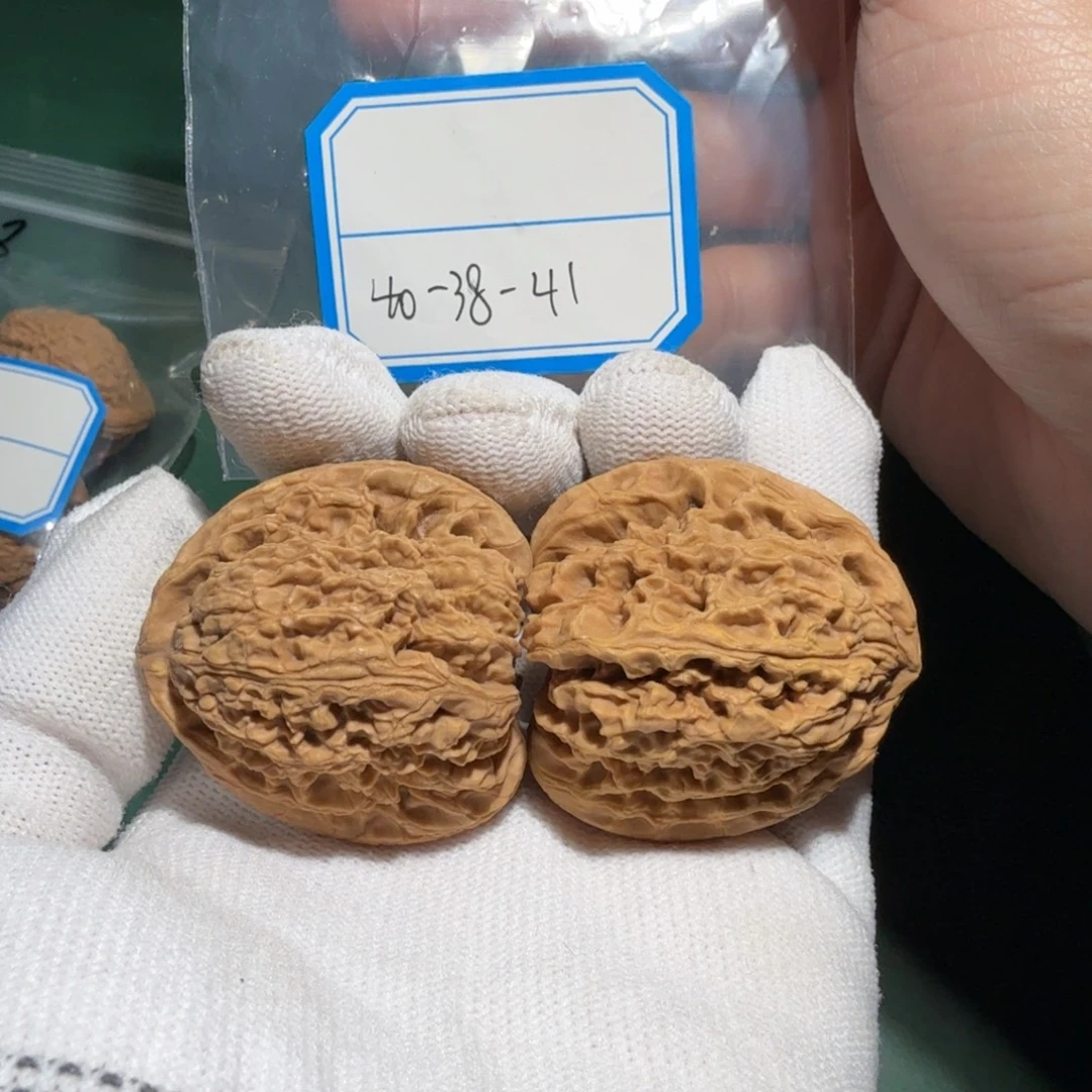 吊坠文玩核桃南疆村一代41