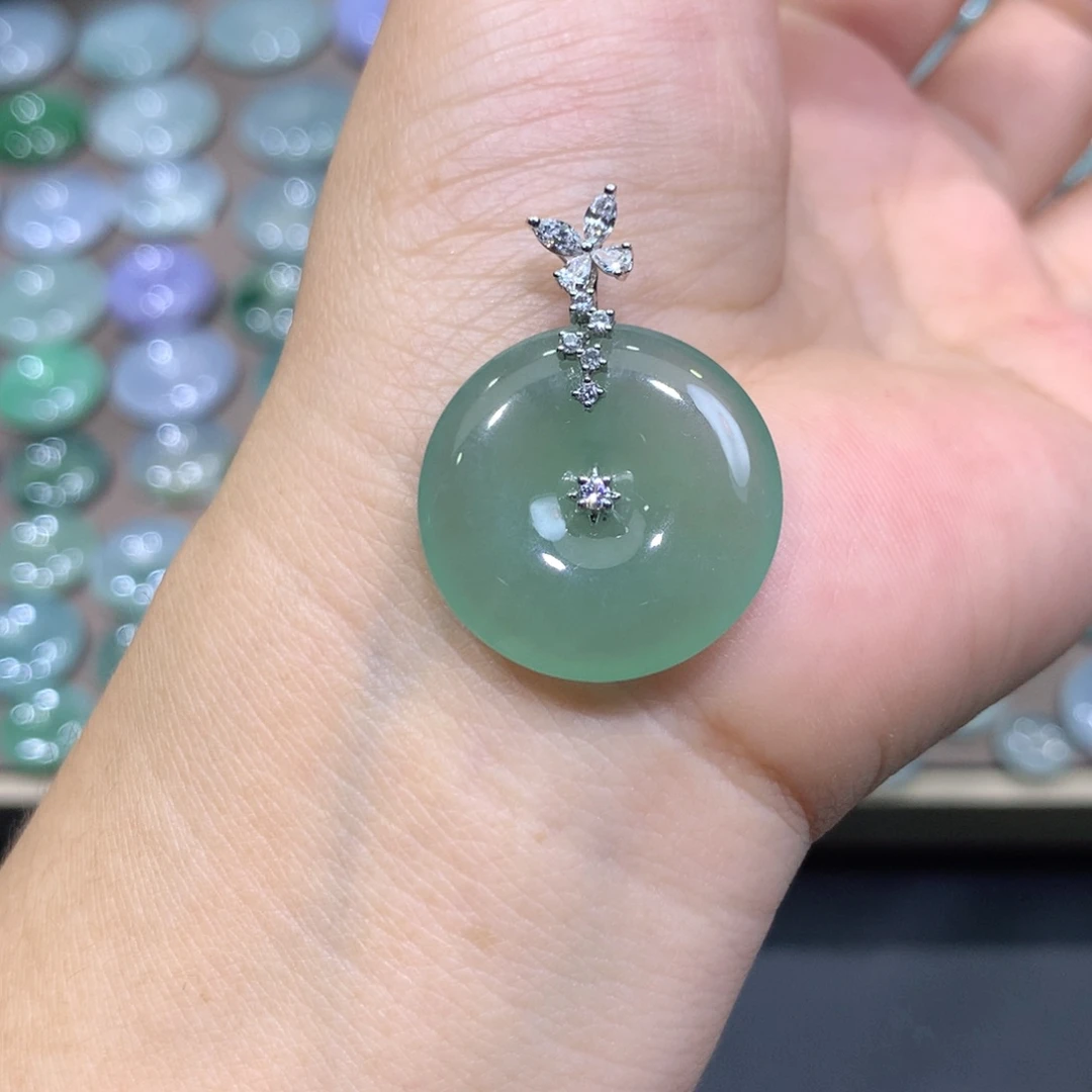 翡翠未镶嵌颈饰平安扣裸石尺寸 23.7*4.4