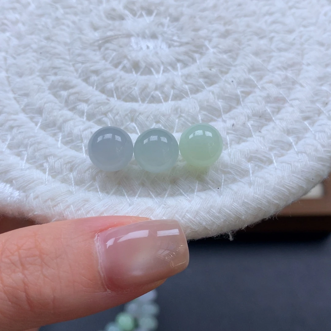 散珠翡翠多样性发其一，卡9.5