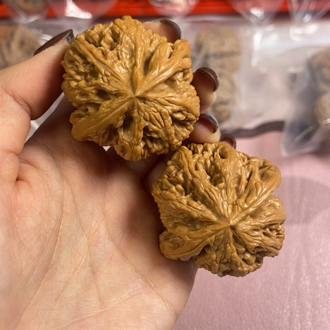 吊坠文玩核桃43粗筋260