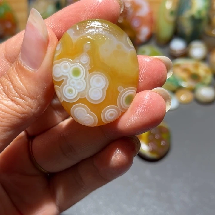 未镶嵌颈饰玛瑙/玉髓