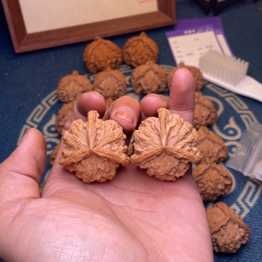 把件文玩核桃奥*奥盘山40