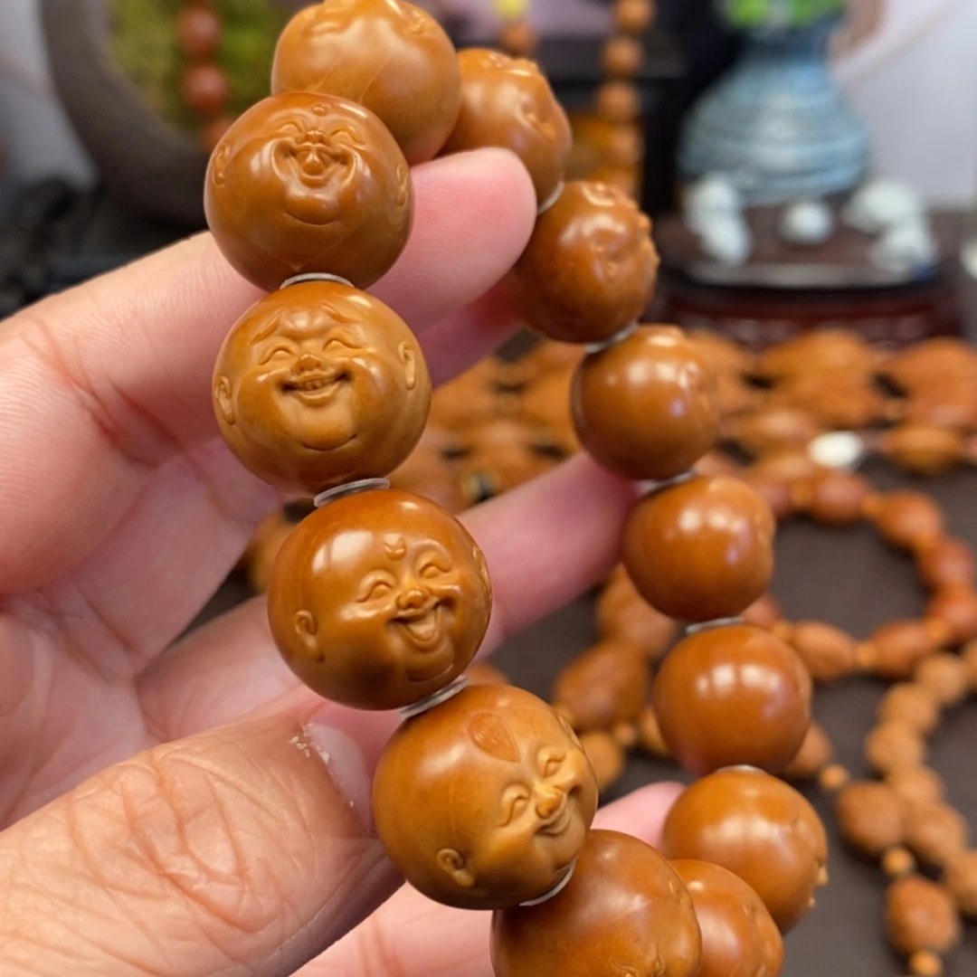 【闪购商品】橄榄核吊坠人生百态