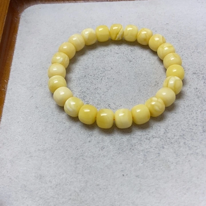 蜜蜡未镶嵌裸石串