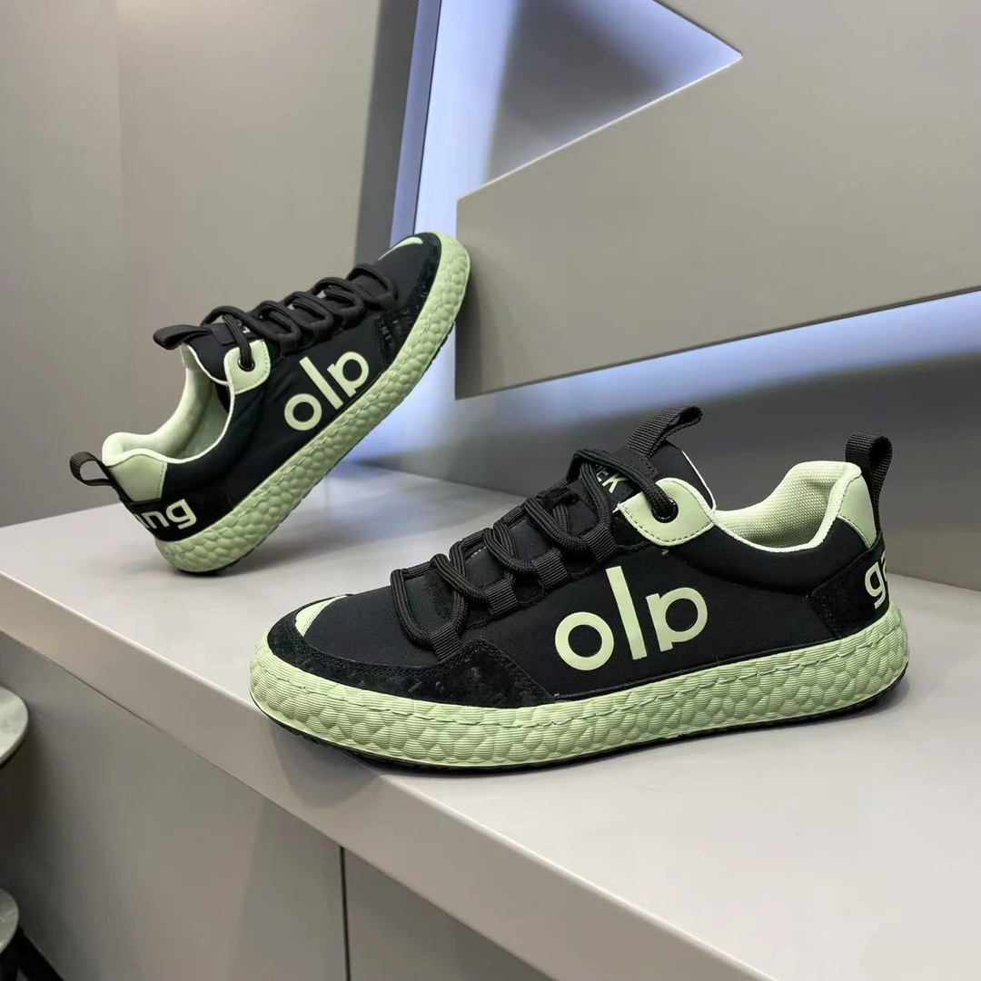 【皮鞋码】新款皮布拼接个性舒适轻便百搭洋气男款潮鞋gmd