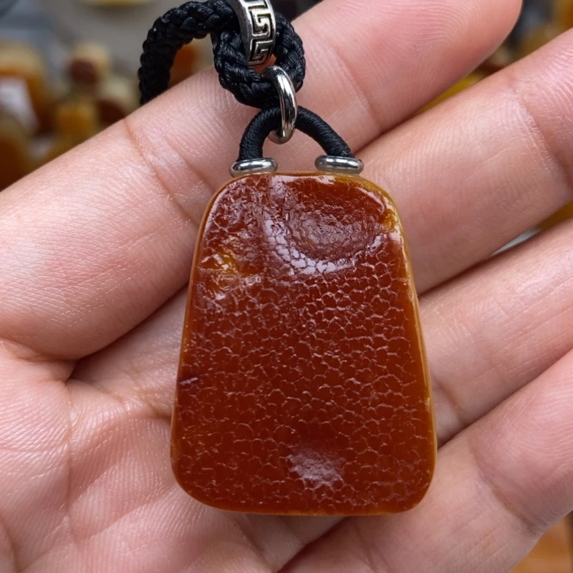 【闪购商品】琥珀颈饰未镶嵌