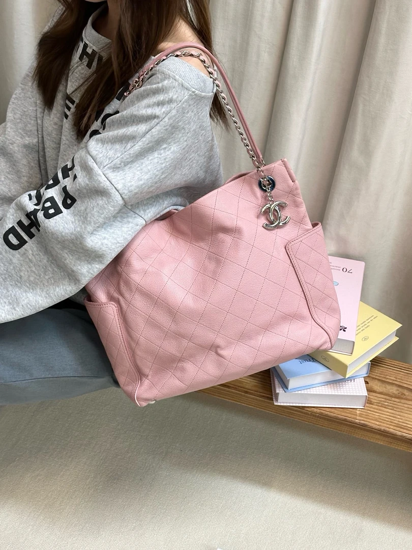 95新 Chanel/香奈儿 chanel 粉色托特单肩包