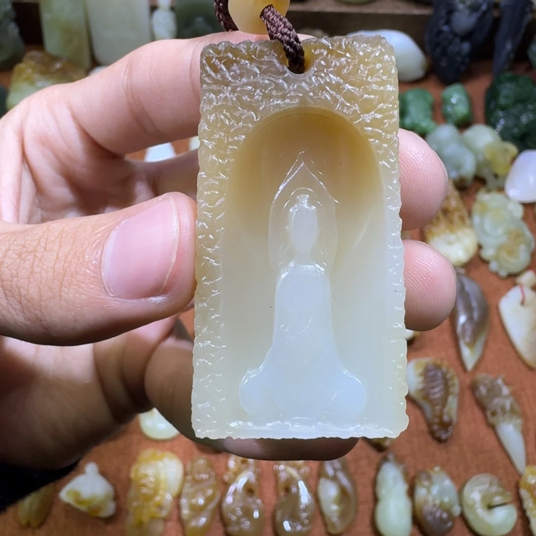 和田玉颈饰未镶嵌