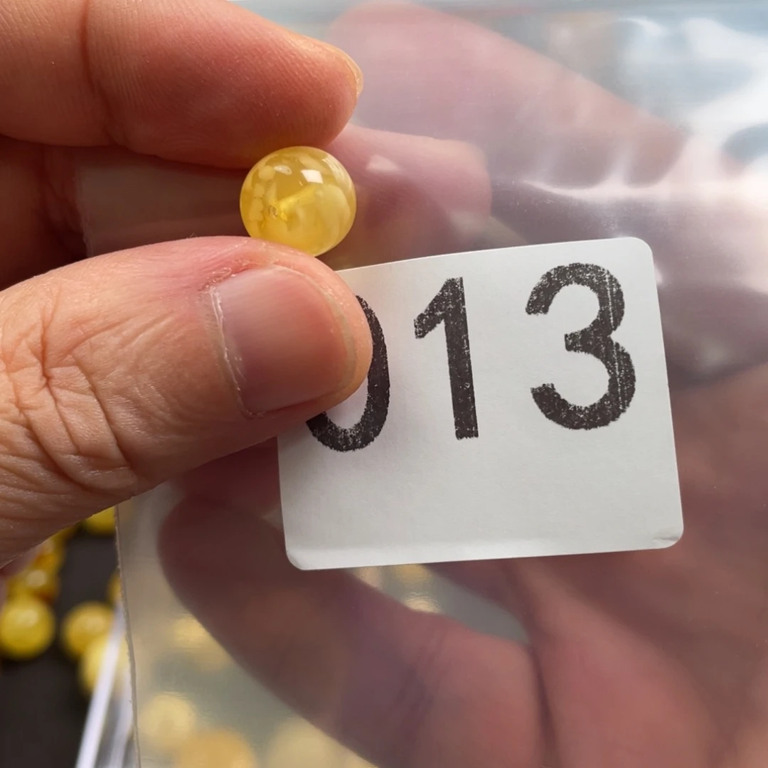 未镶嵌琥珀裸石10.5老型