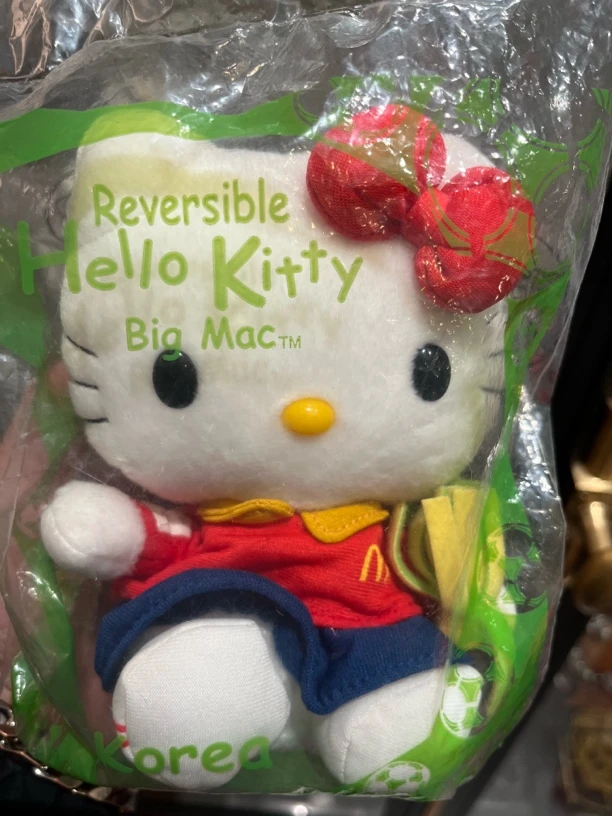 中古M联名Kitty公仔