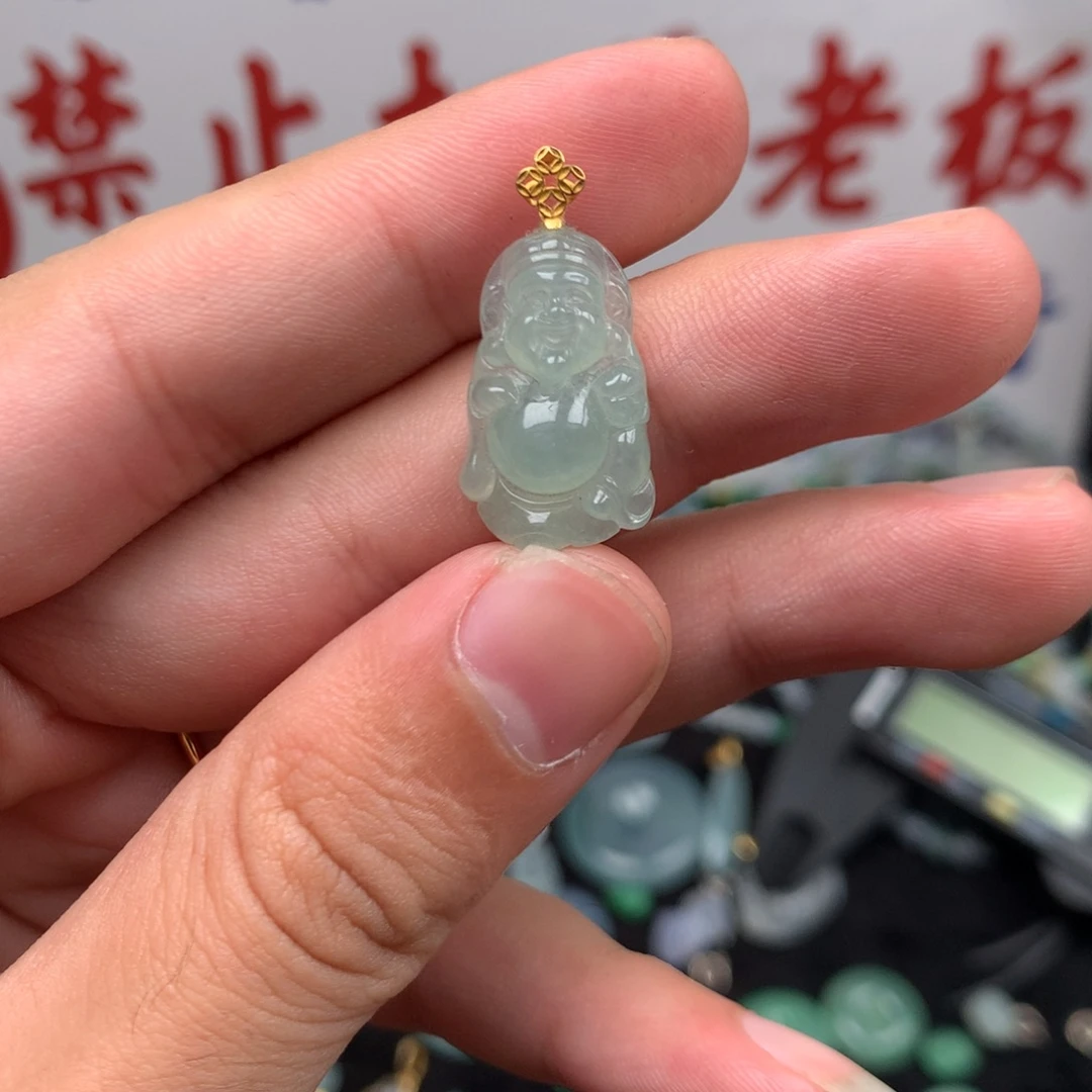 翡翠未镶嵌挂件你是