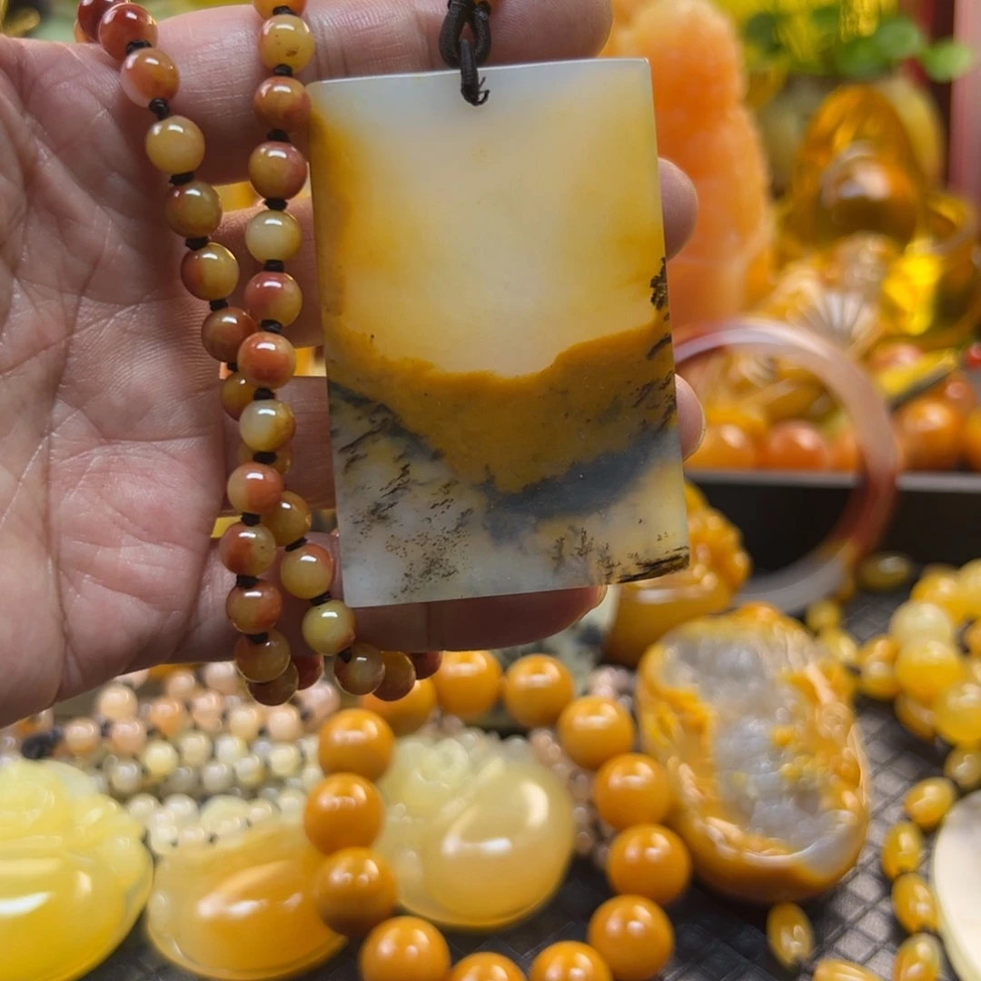 石英质玉未镶嵌颈饰