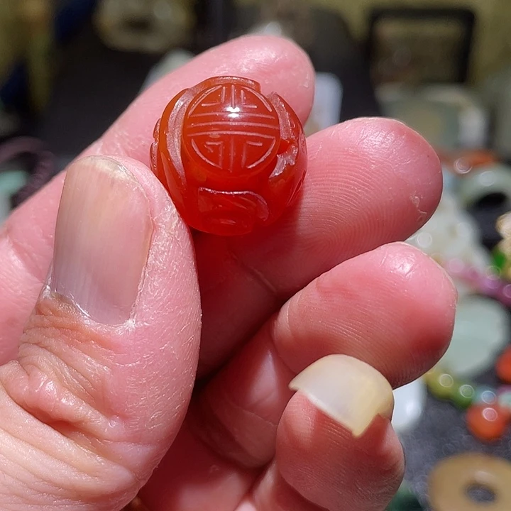 姗***姐玛瑙/玉髓合金颈饰挂件