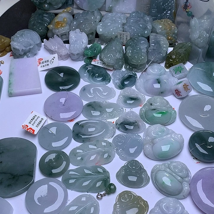 翡翠未镶嵌颈饰天然翡翠