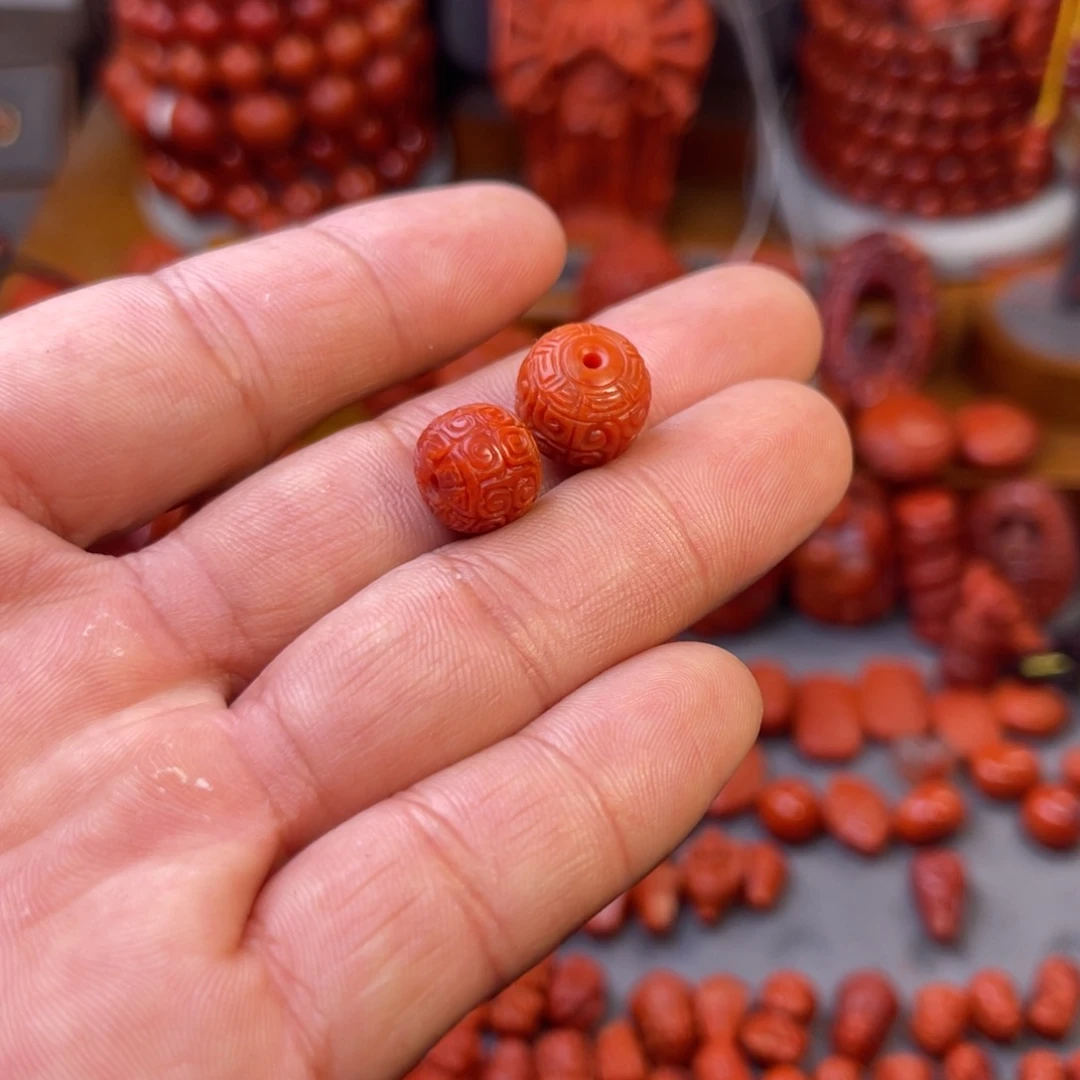 秦***人南红玛瑙未镶嵌川料精工老型珠