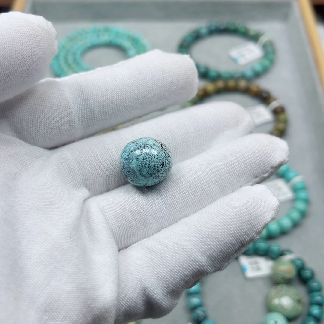 绿松石未镶嵌挂件