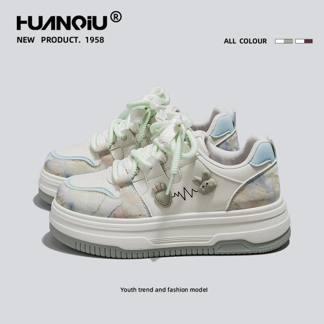 环球多巴胺流行百搭小白鞋女2025新款爆款学生韩版休闲板鞋HC6962