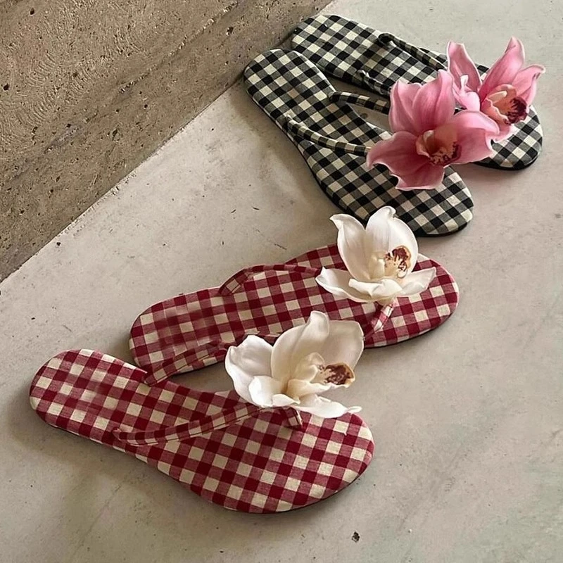 "清迈假期"度假少女感格子花朵人字拖女2025夏季夹趾平底鞋