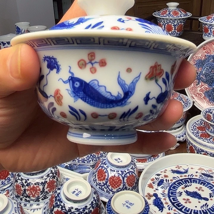 盖碗凌****丶青花釉里红鱼藻盖碗