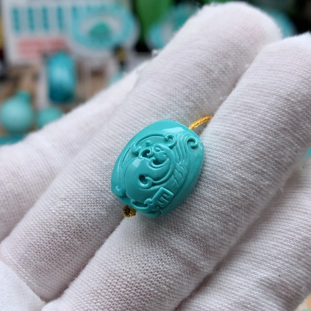 绿松石未镶嵌珠宝奇石