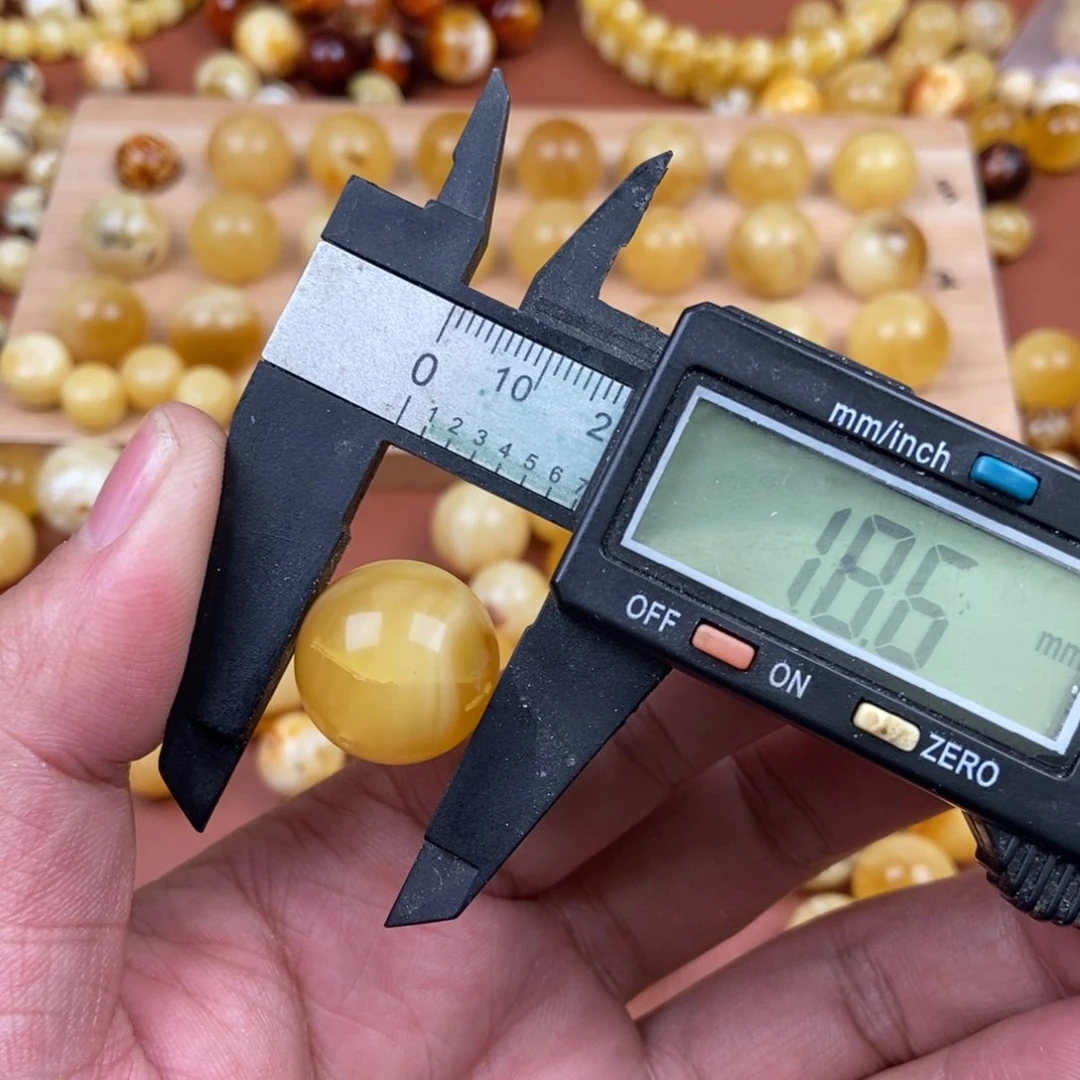 蜜蜡裸石未镶嵌蜜蜡04