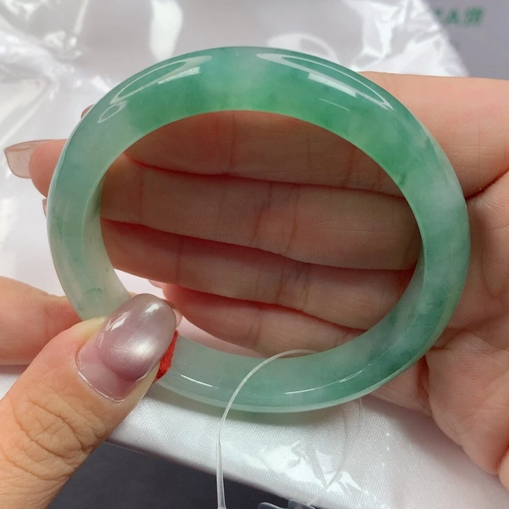 未镶嵌手镯翡翠45