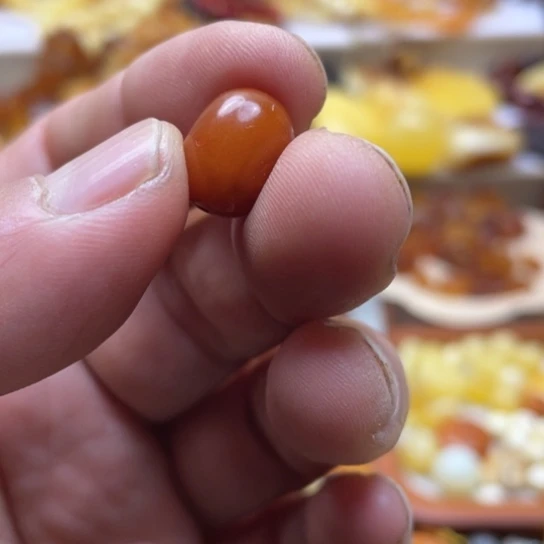 未镶嵌蜜蜡手串吊坠