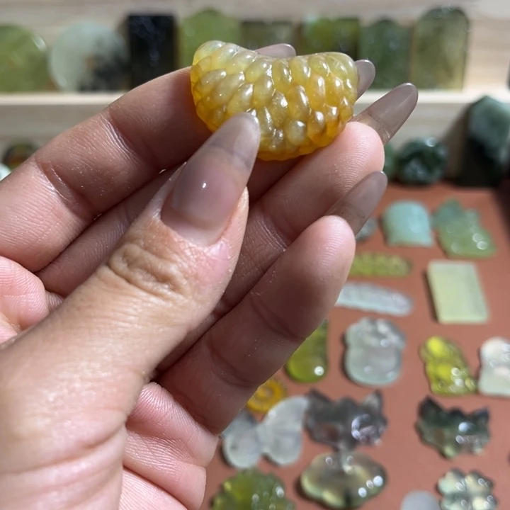 蛇纹石玉合金颈饰