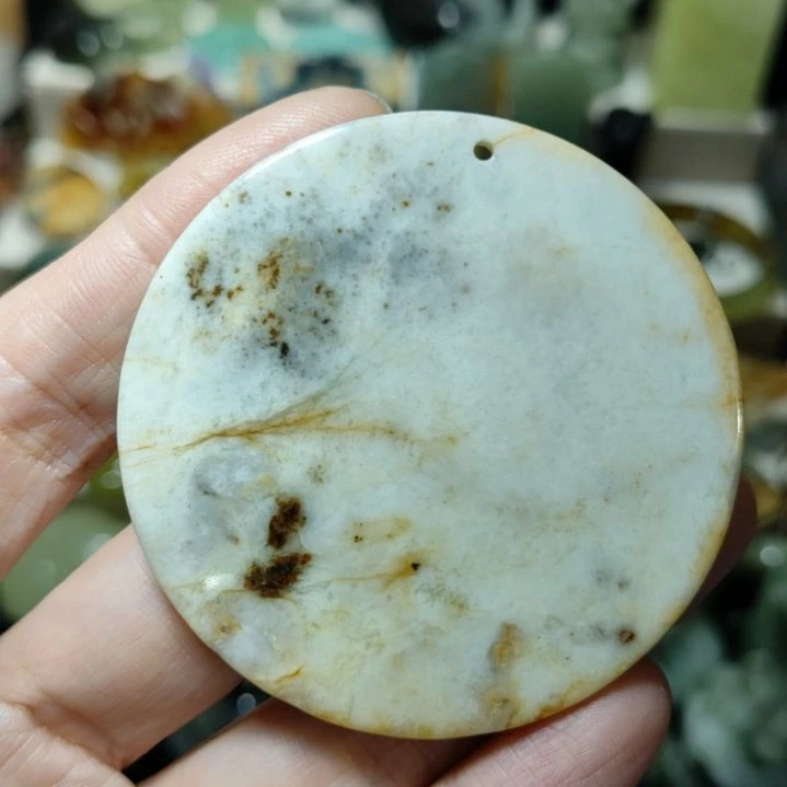 岫玉未镶嵌挂坠款式