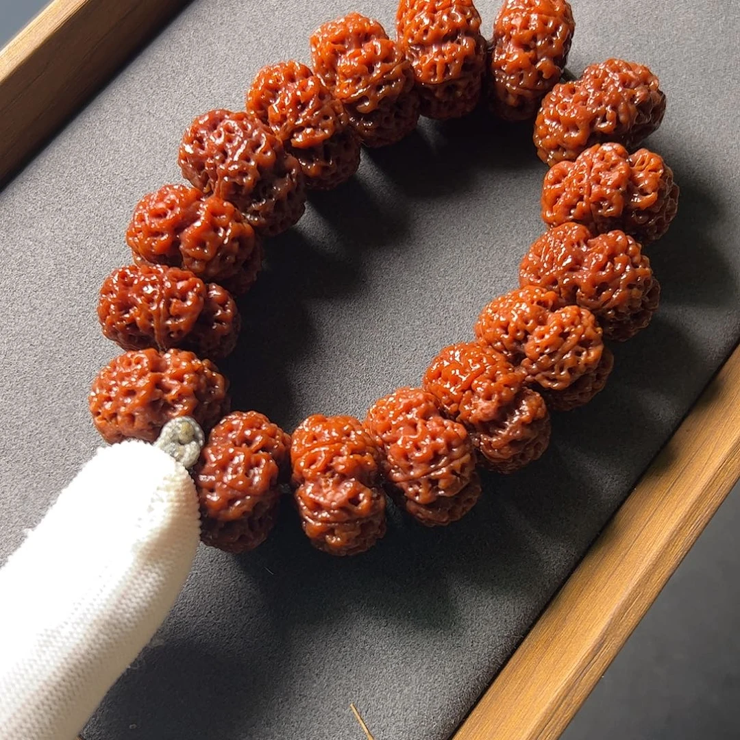 手串金刚菩提古龙梅花夹板大金刚超头24+
